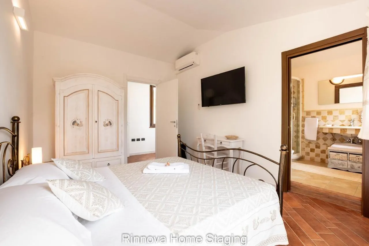 Villa Vitto - Sleep & Go Capoterra Vakantiehuis