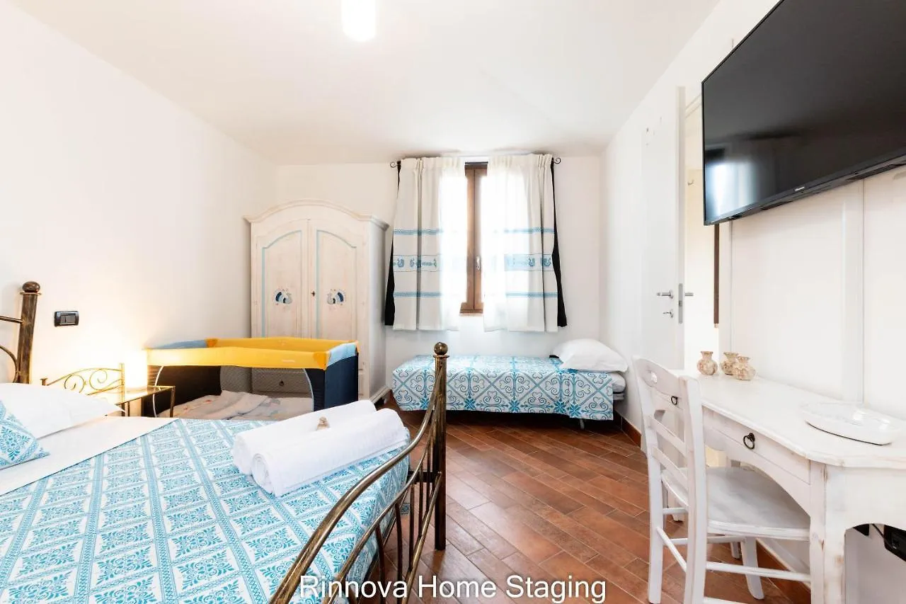 Vakantiehuis Villa Vitto - Sleep & Go Capoterra Italië
